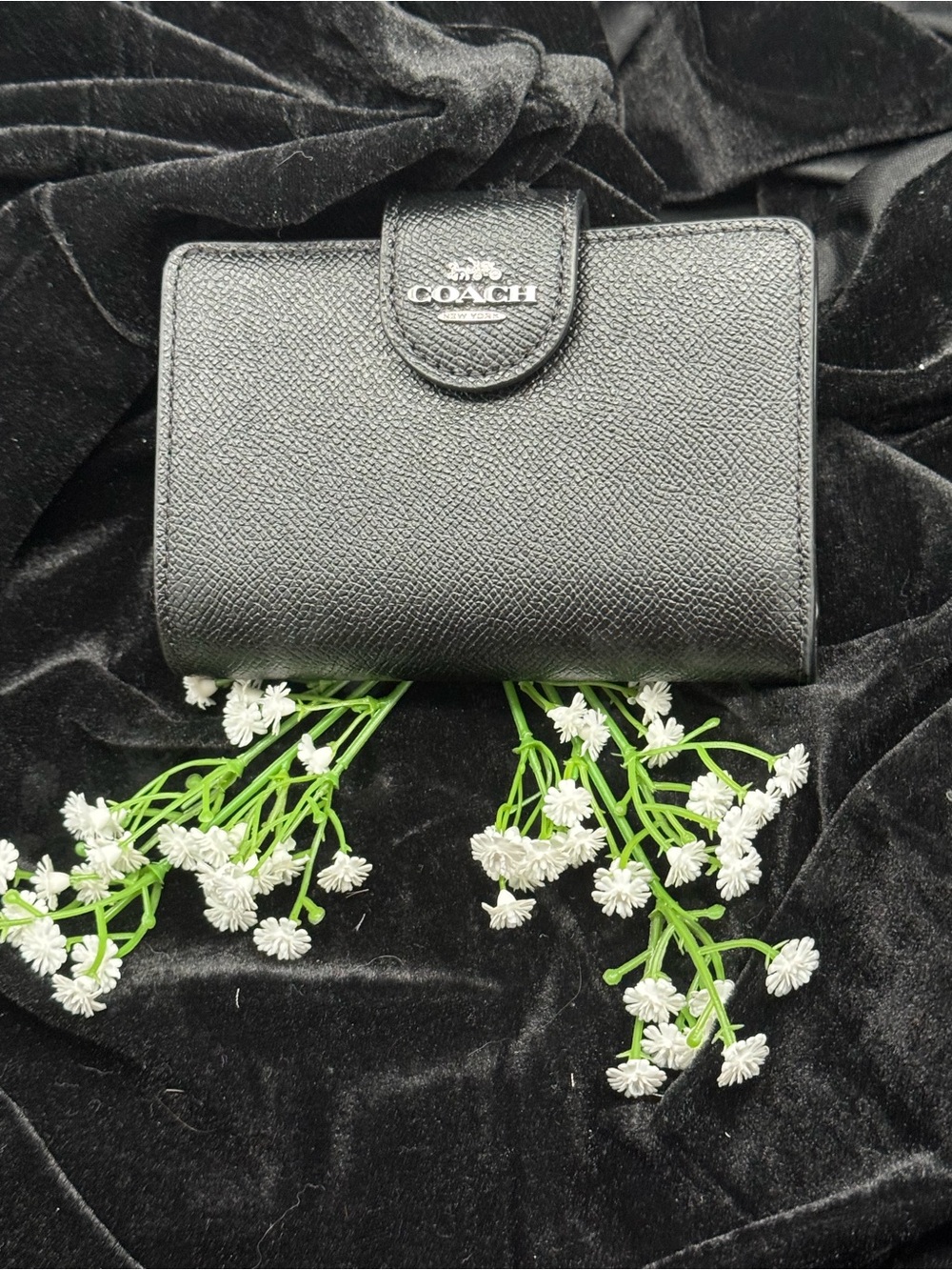 Coach Black Textured Leather Medium Corner Zip Wallet